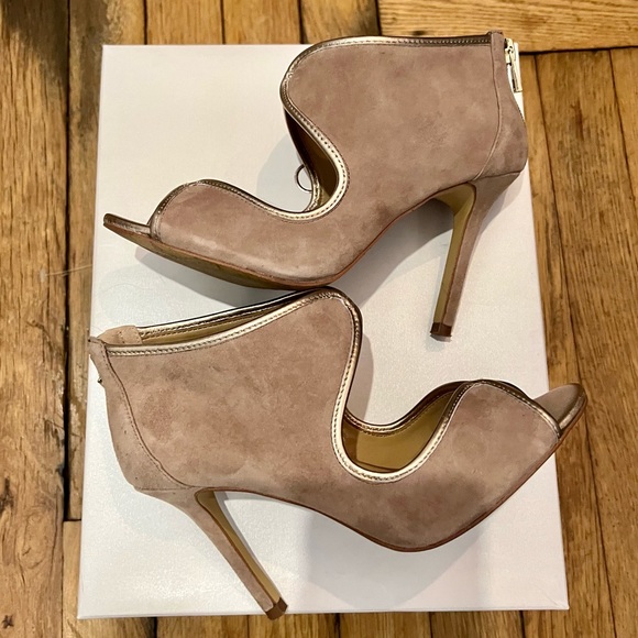 ANN TAYLOR Moira Peep Toe Suede Leather Heels - Picture 7 of 10